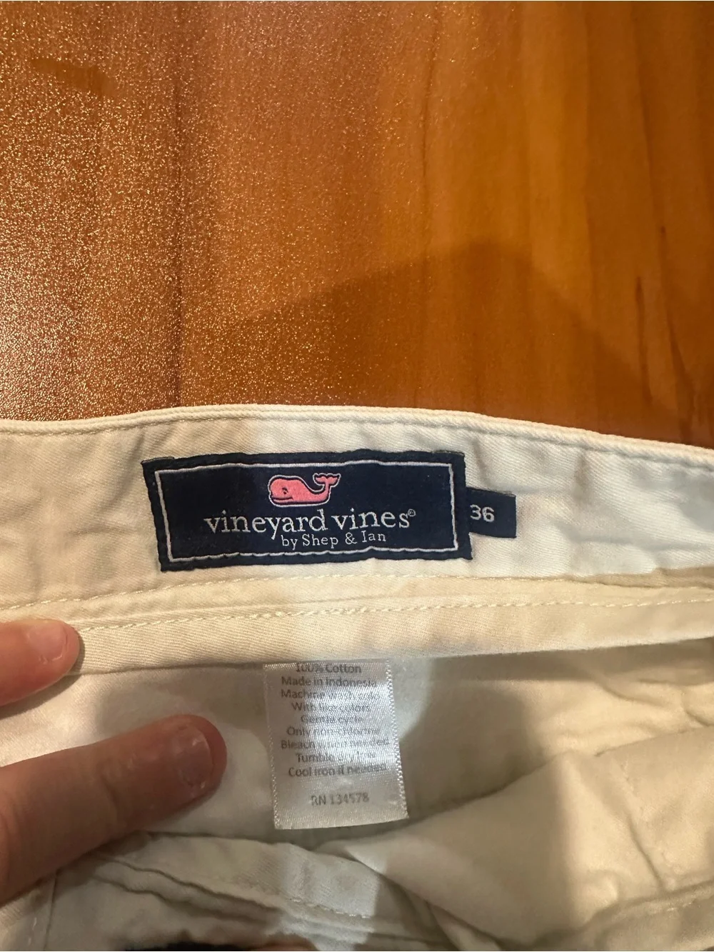 Vineyard Vines Men’s 100% Cotton Khaki Chino Shorts Size 36 Flat Front Beige